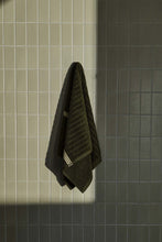 Load image into Gallery viewer, emerald hand towel MOSS
