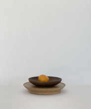 Load image into Gallery viewer, small dish walnut
