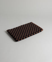 Load image into Gallery viewer, beppu bath mat TABAC &amp; NOIR
