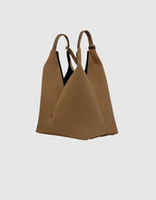 Load image into Gallery viewer, solstice tote DARK TAN
