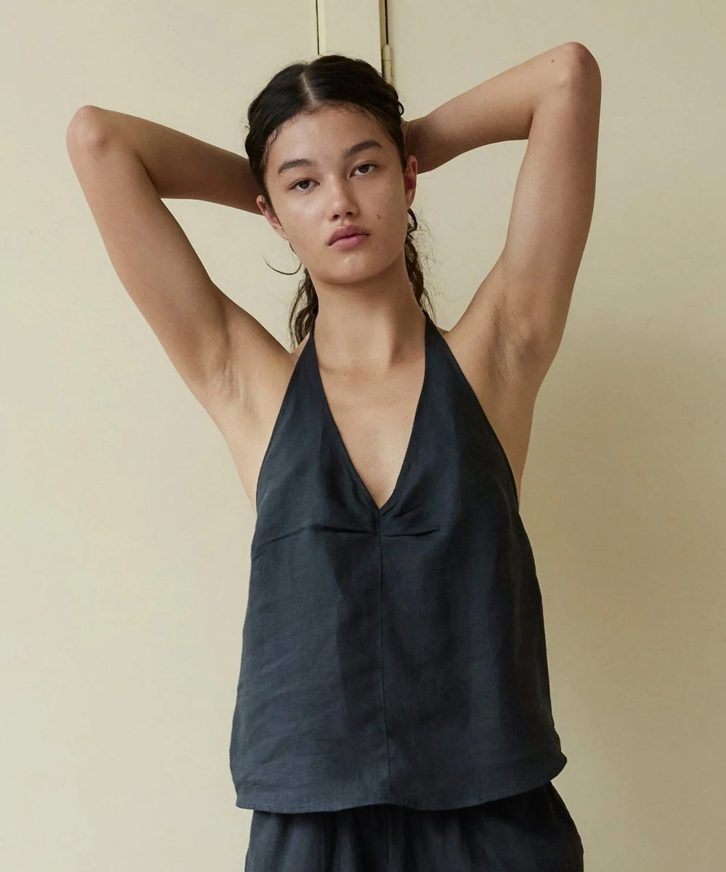 linen halter top BLACK