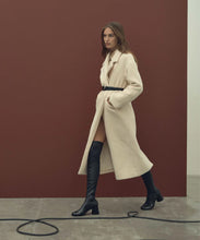 Load image into Gallery viewer, the clementine coat WINTER WHITE
