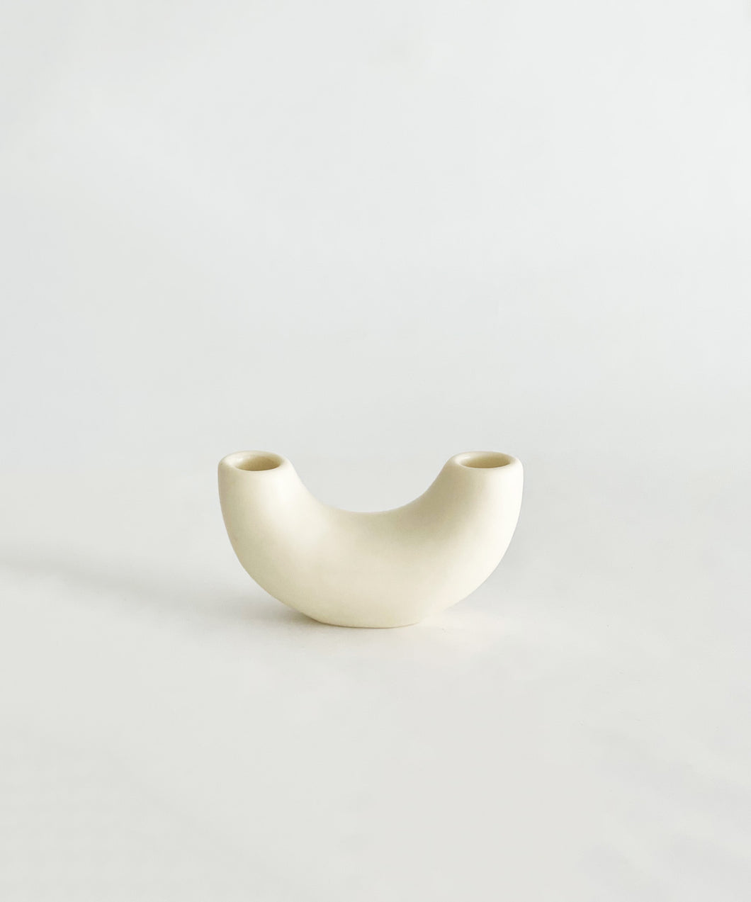 small horn vase CREAM