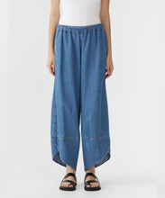 Load image into Gallery viewer, denim split hem pant
