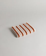 Load image into Gallery viewer, san luis hand towel FUYU &amp; CHALK
