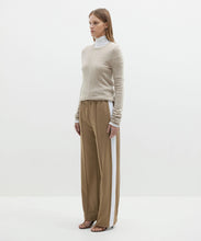 Load image into Gallery viewer, twill stripe detail pant TAN &amp; WHITE
