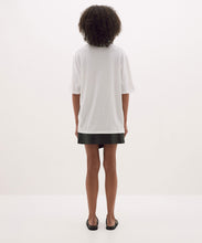 Load image into Gallery viewer, layered boyrfriend t shirt WHITE
