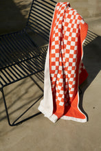 Load image into Gallery viewer, roman pool towel PALOMA SUN &amp; ECRU

