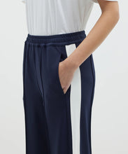 Load image into Gallery viewer, twill stripe detail pant INK / WHITE
