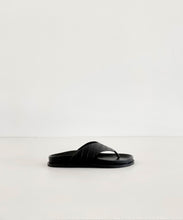 Load image into Gallery viewer, the alma sandal BLACK CROC

