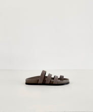 Load image into Gallery viewer, the eli sandal SLATE SUEDE
