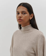 Load image into Gallery viewer, 30% off with code TAKE30 - engineered turtle neck knit OATMEAL

