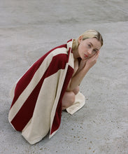 Load image into Gallery viewer, erin pool towel in MAROON &amp; BUTTER

